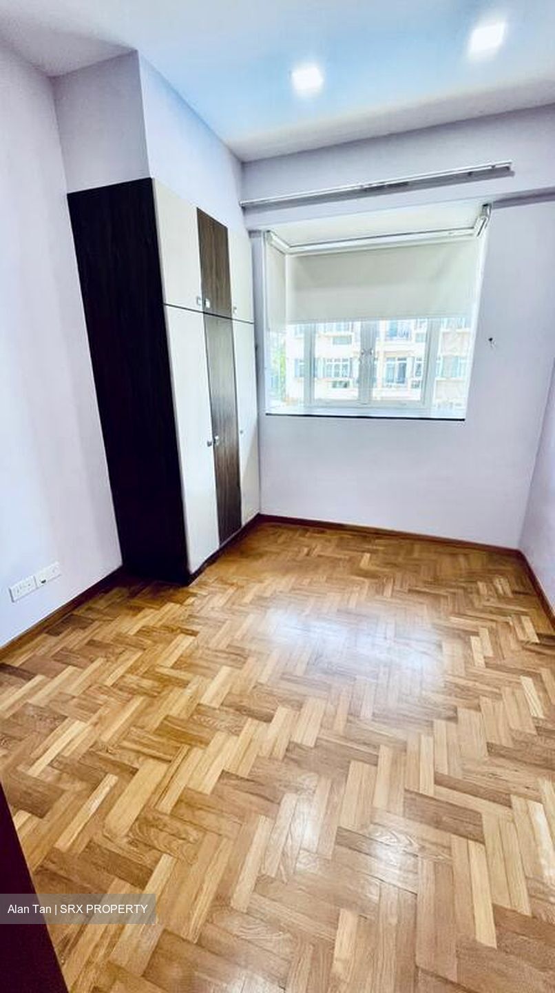 Forest Hills Condominium (D26), Condominium #568882001